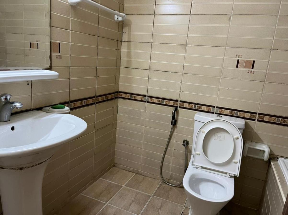 Master Room Attached Bathroom ดูไบ ภายนอก รูปภาพ