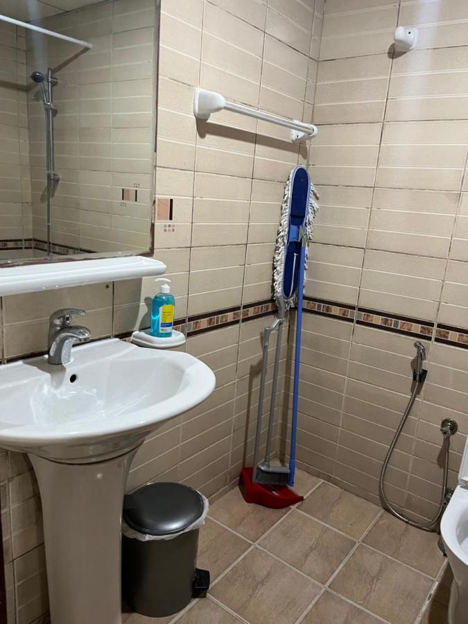 Master Room Attached Bathroom ดูไบ ภายนอก รูปภาพ