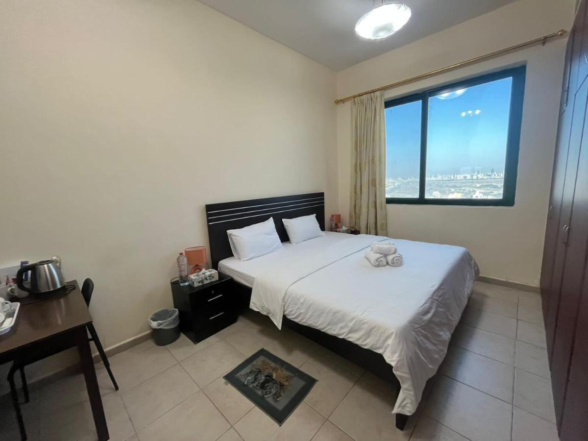 Master Room Attached Bathroom ดูไบ ภายนอก รูปภาพ